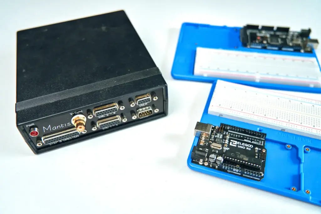 motion control controller for tabletop rigging